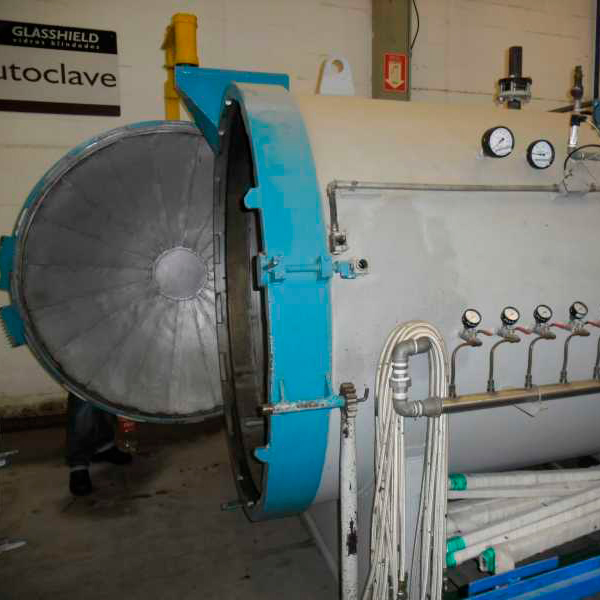 Os Vasos de Pressão são equipamentos de suma importância para a indústria, servindo para acumular pressão de diversos tipos de fluidos. A CS Metrologia realização a inspeção desses equipamentos, de acordo com a NR 13.